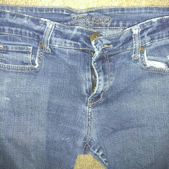 Jeans - Picture 2 of 4